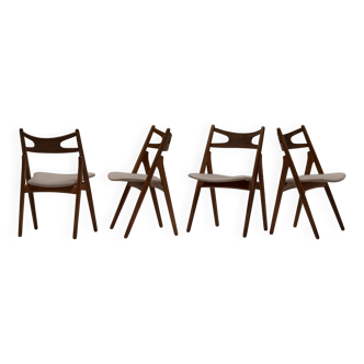 Hans J Wegner 'Sawbuck' CH29 Dining Chairs