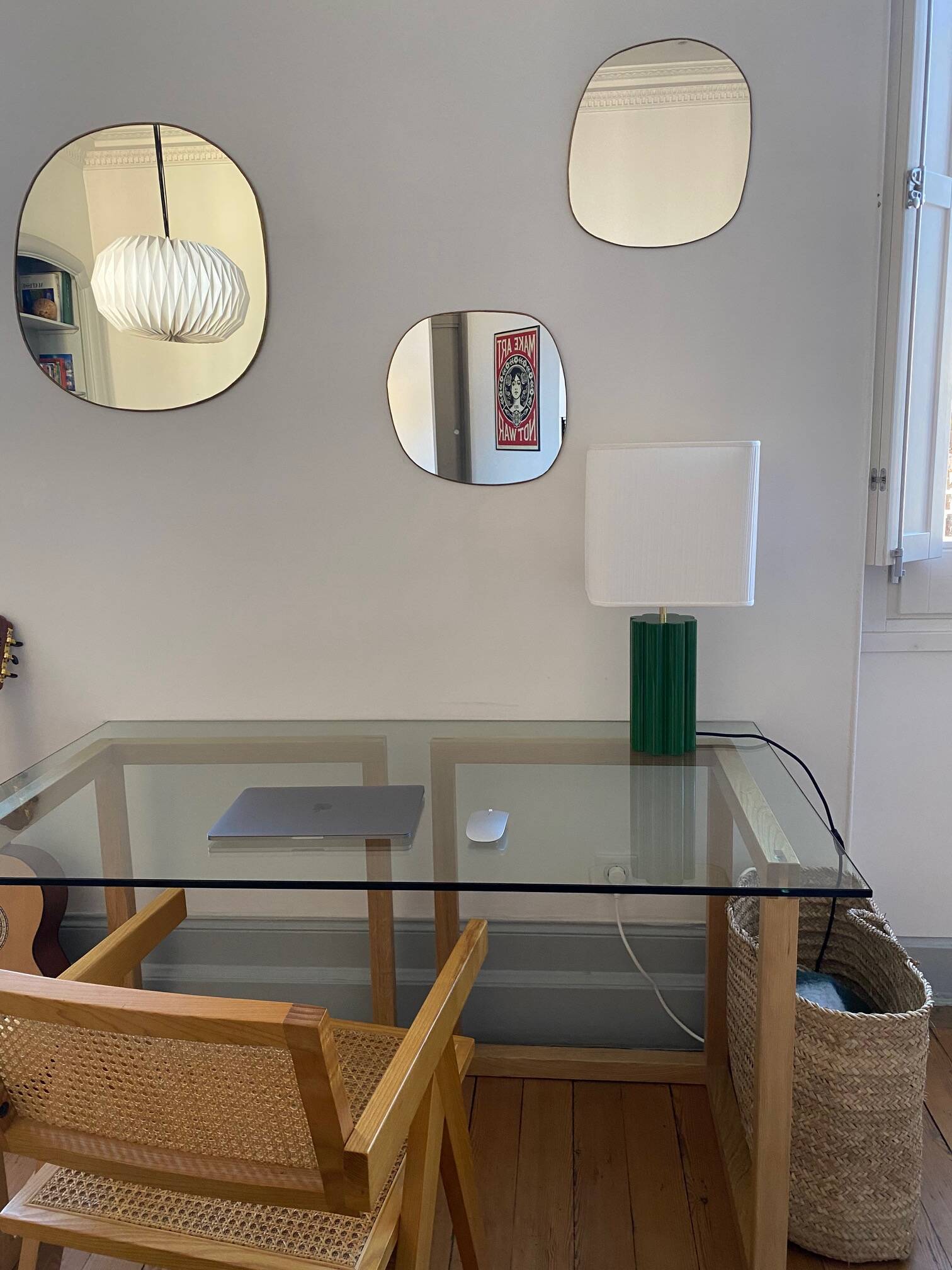 Gioia The Socialite Family Lamp