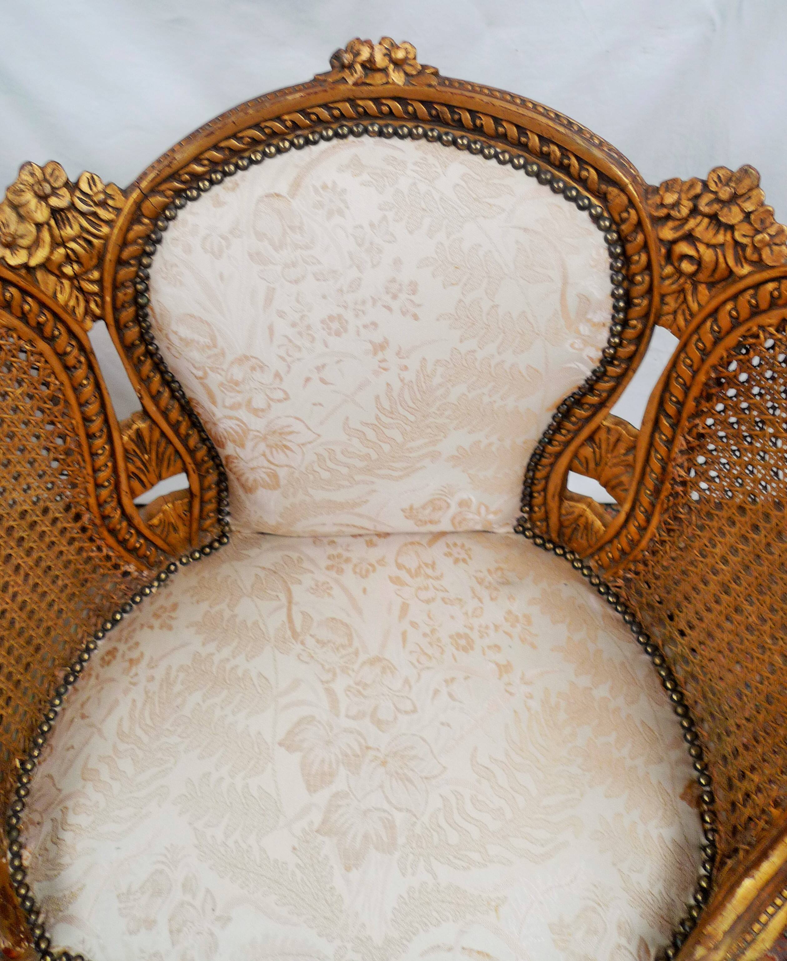 Paire de fauteuils corbeille