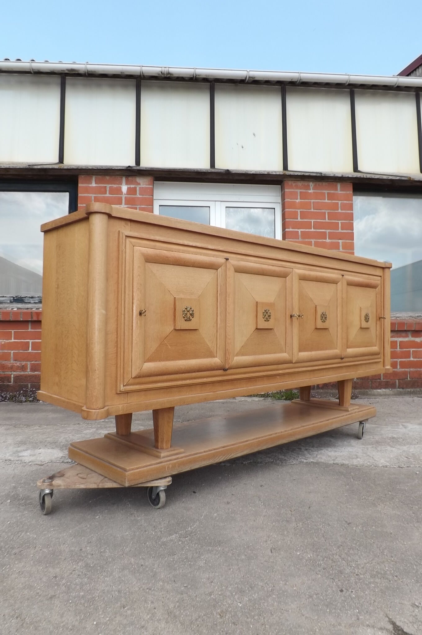 Sideboard fish oak 1940 art deco modernist Gaston