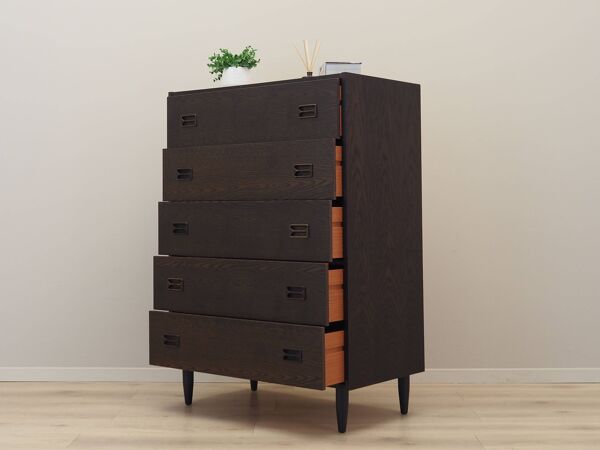 Commode en chêne, design danois, années 1970, production : Danemark