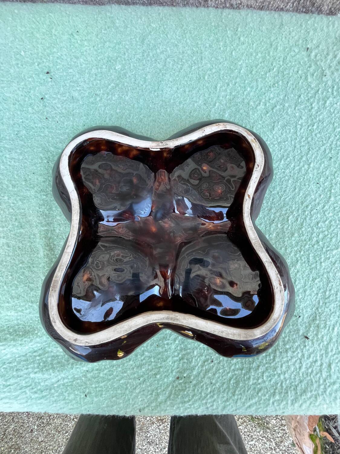 Ceramic tray