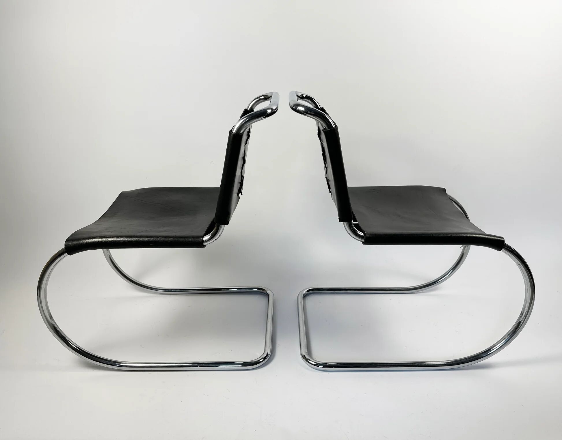 Pair of MR10 lounge chairs — Ludwig Mies van der Rohe, attributed to Knoll, circa 1970