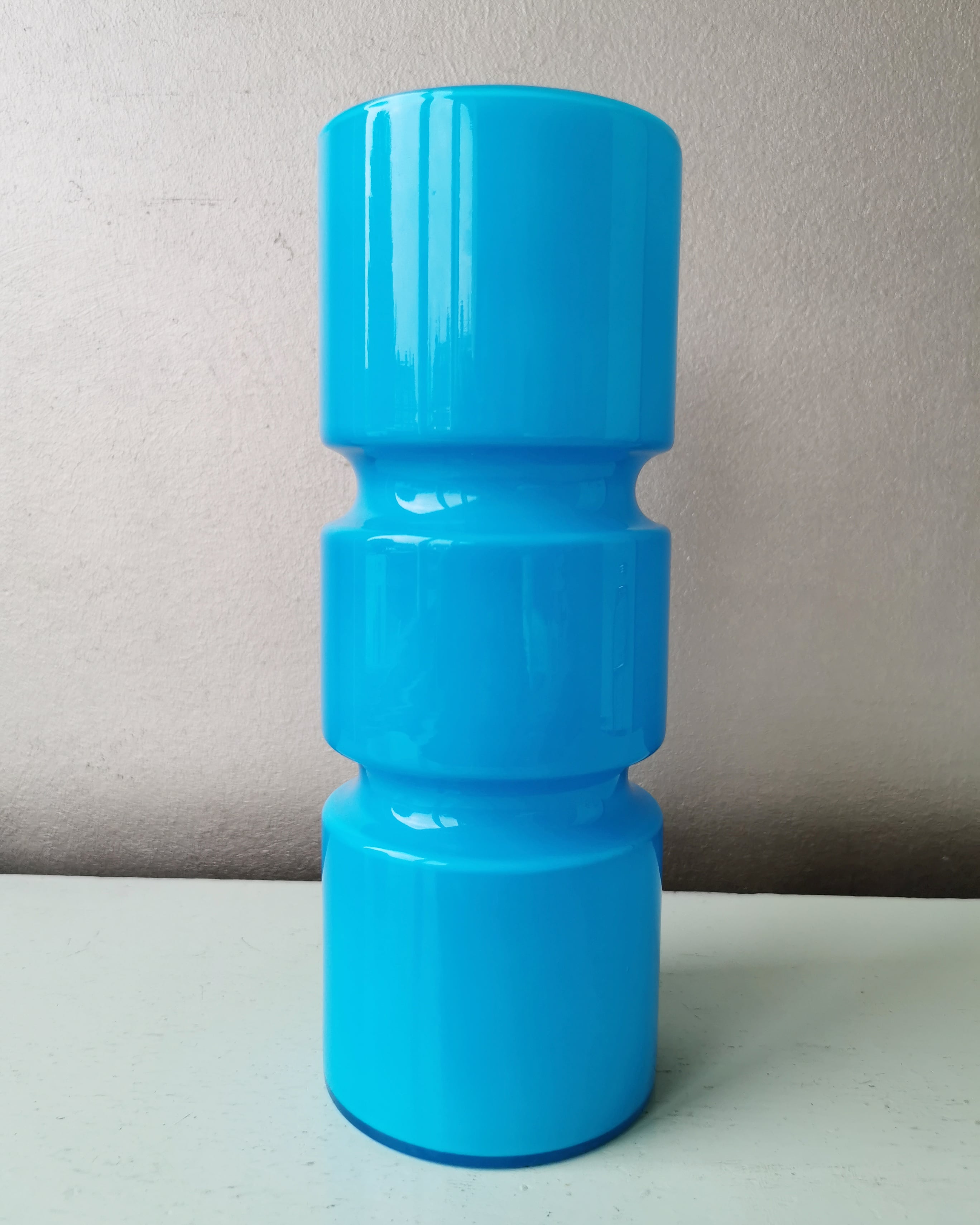 Beautiful vintage glass table lamp/bedside lamp from the nineties.