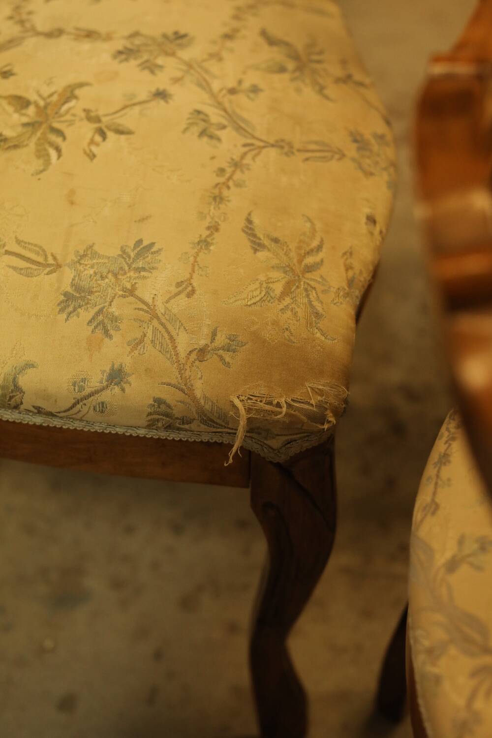 Set of 5 antique Louis-Philippe style chairs – 19th century