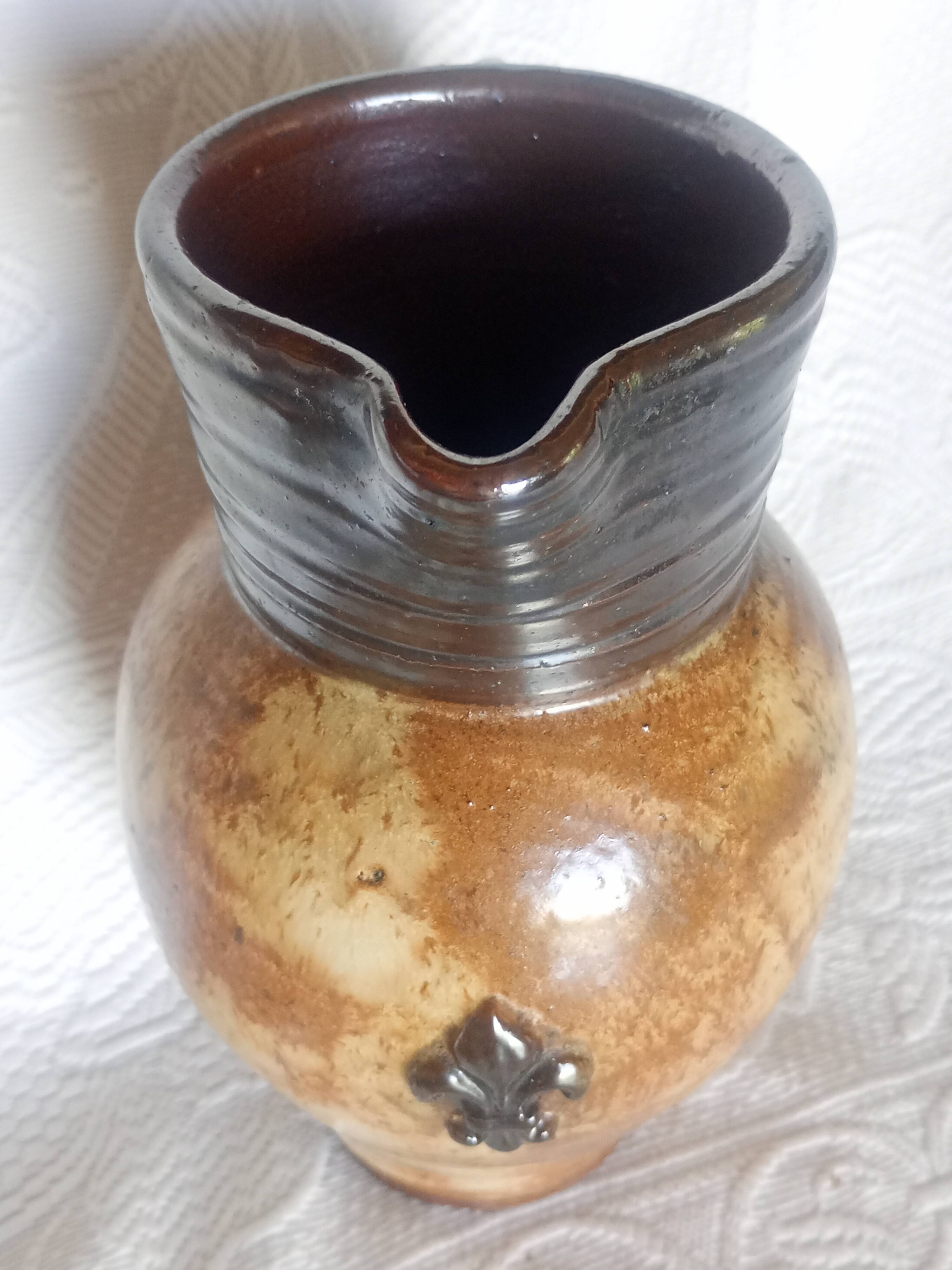 Pichet at Lys - model from Bouffioulx - Glazed stoneware brown/black 20cm