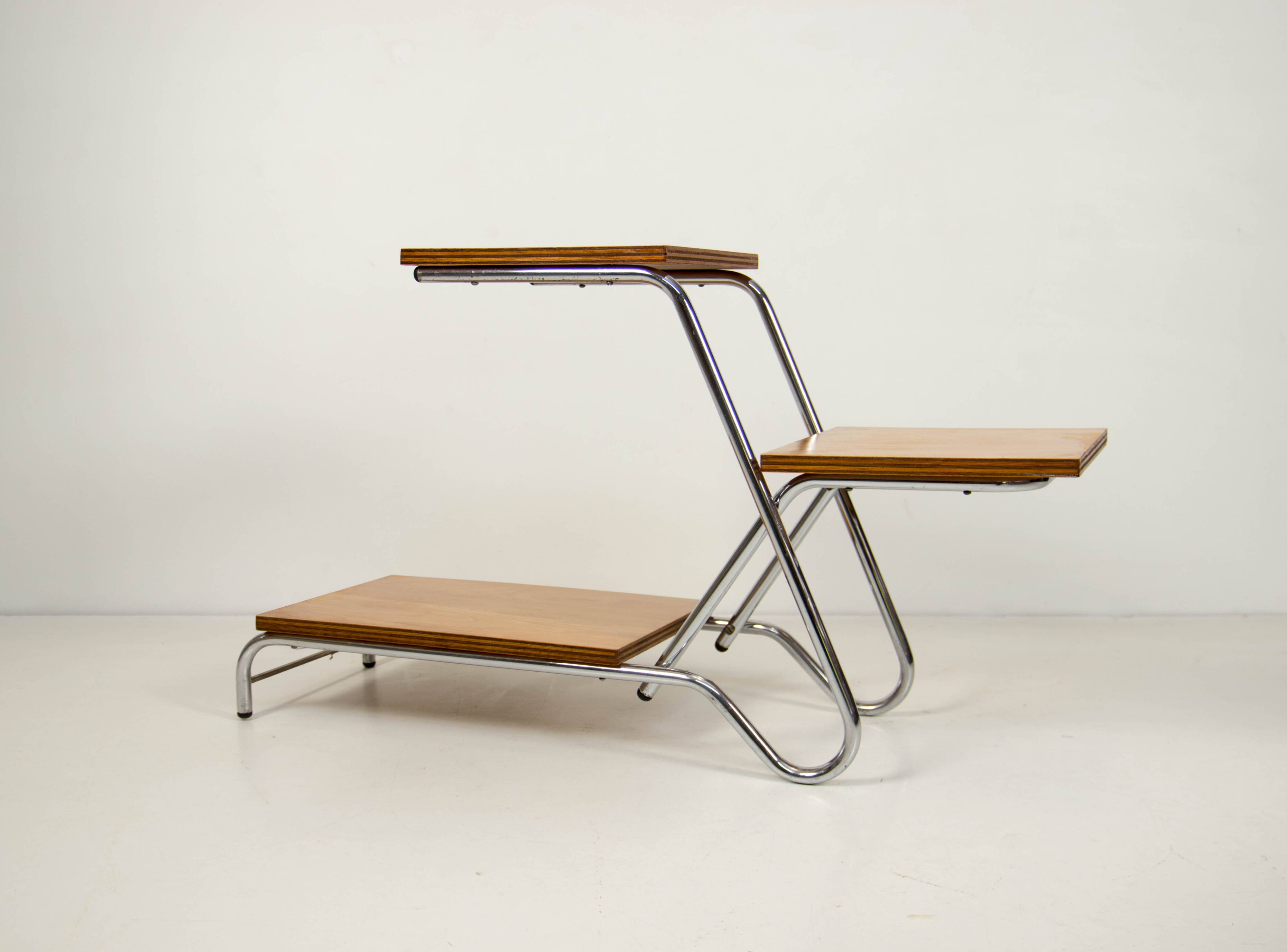 Support de fleurs moderne du milieu du siècle par Kovona, chrome et contreplaqué, années 1960.
