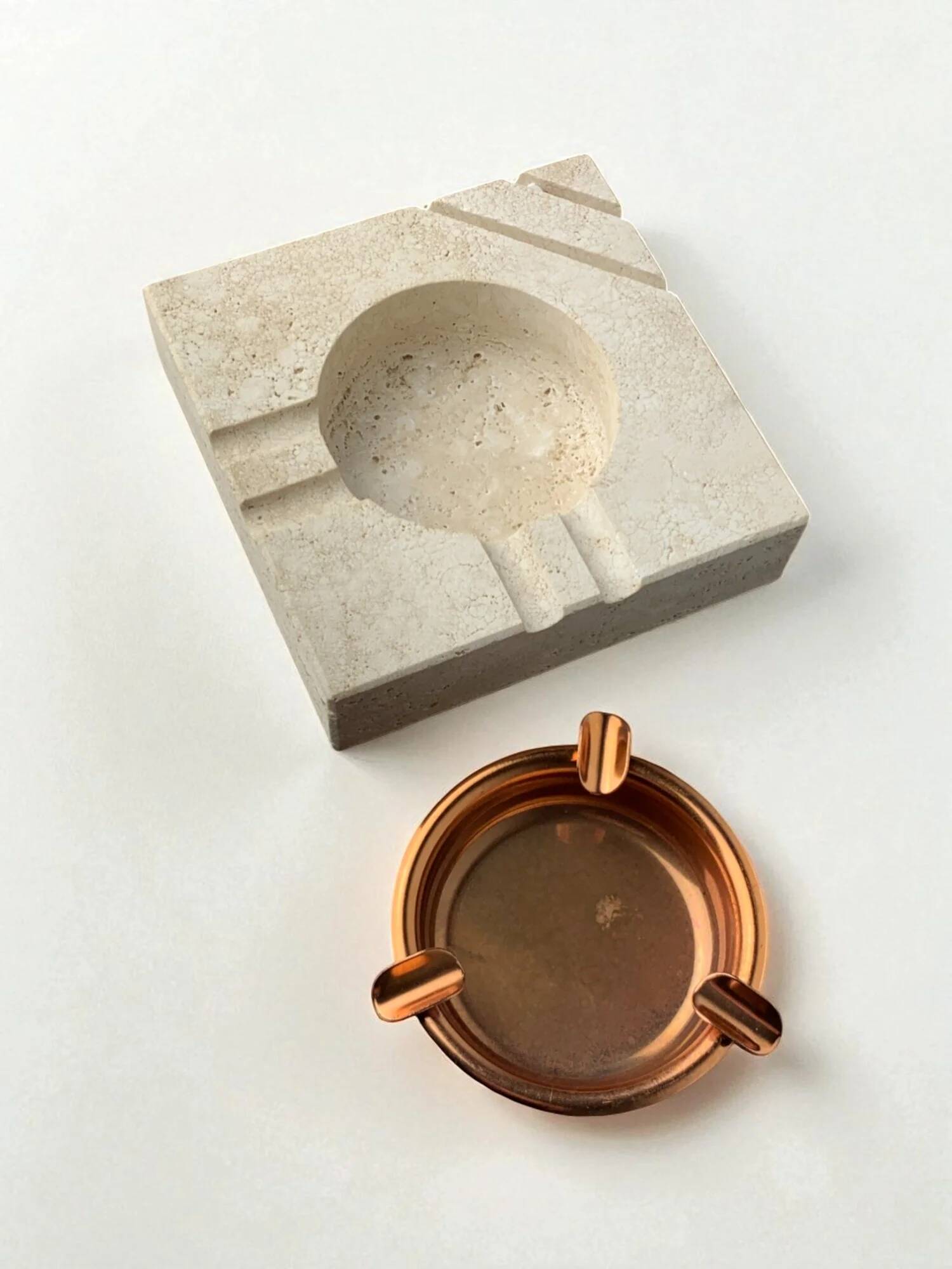 Brutalist ashtray by Fratelli Mannelli, travertine, Italy, circa 1970s