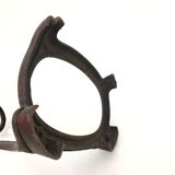 Red-cast iron umbrella door