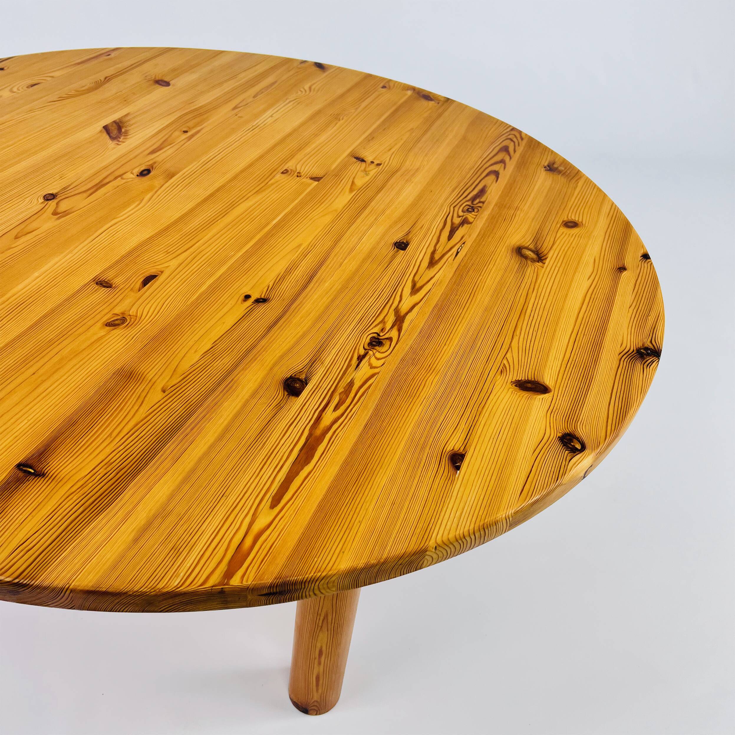 Table basse en pin massif du milieu du siècle, années 1970