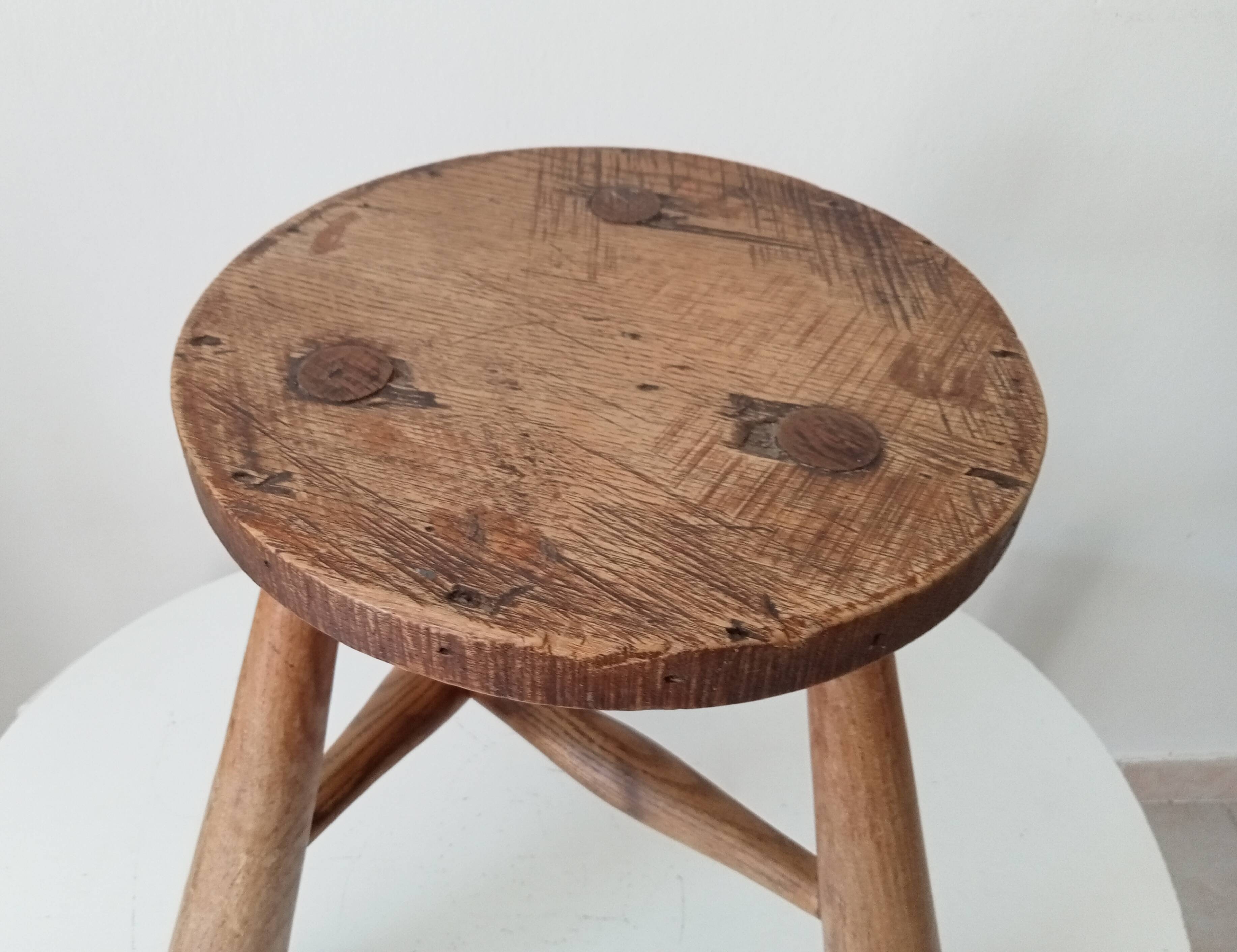 Brutalist tripod stool from the 1950s/60s.