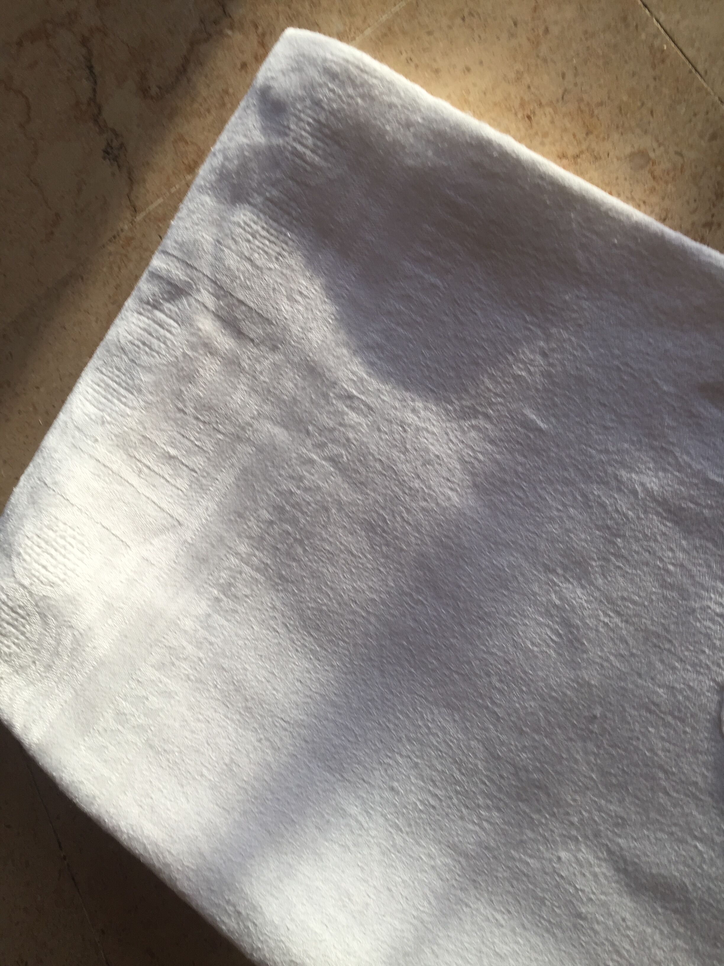Monogram ecloth ET linen