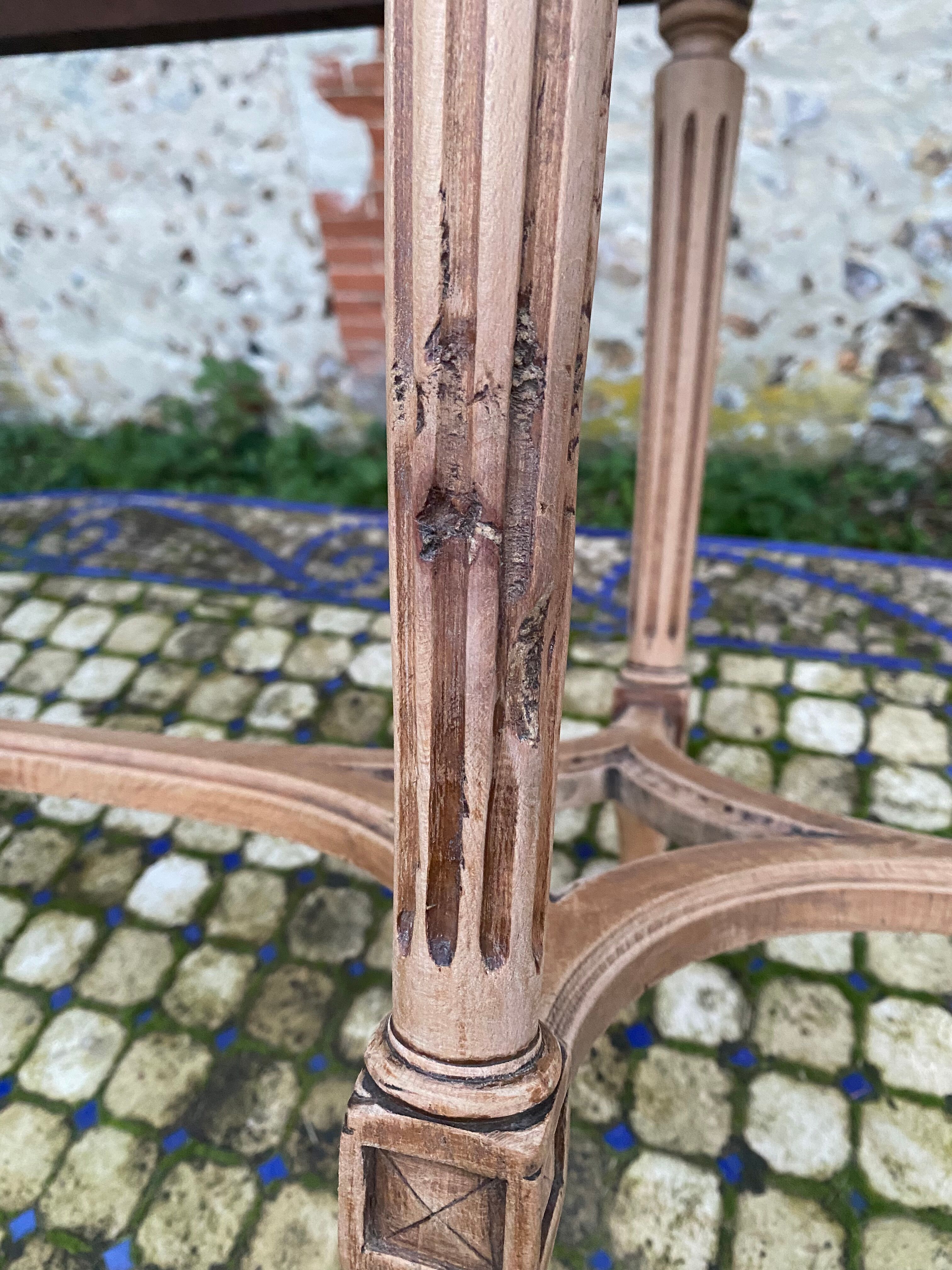 Old bench in Louis XVI style canning