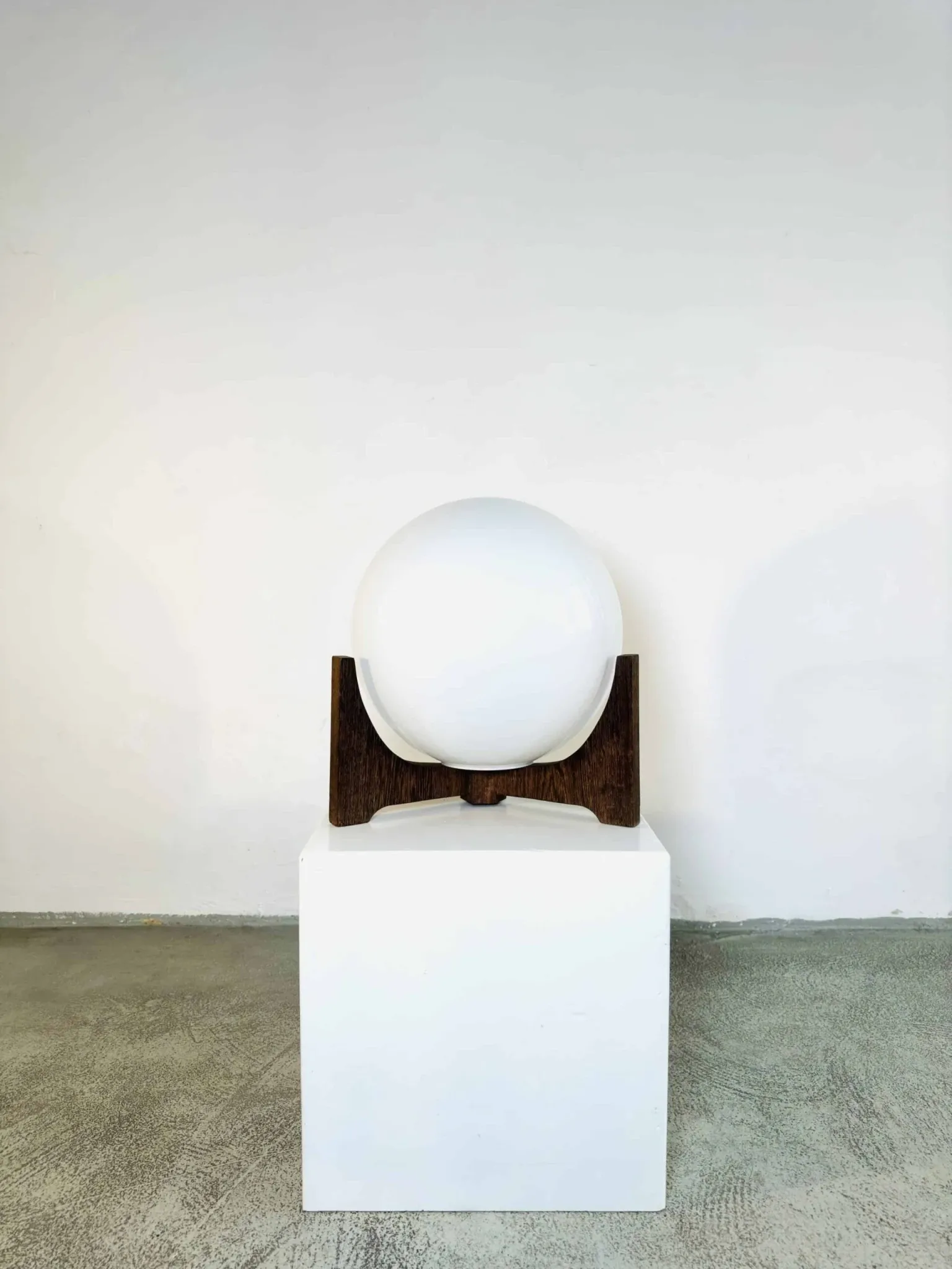 D-2022 Hokusai Table Lamp By Raak Amsterdam, 1960S