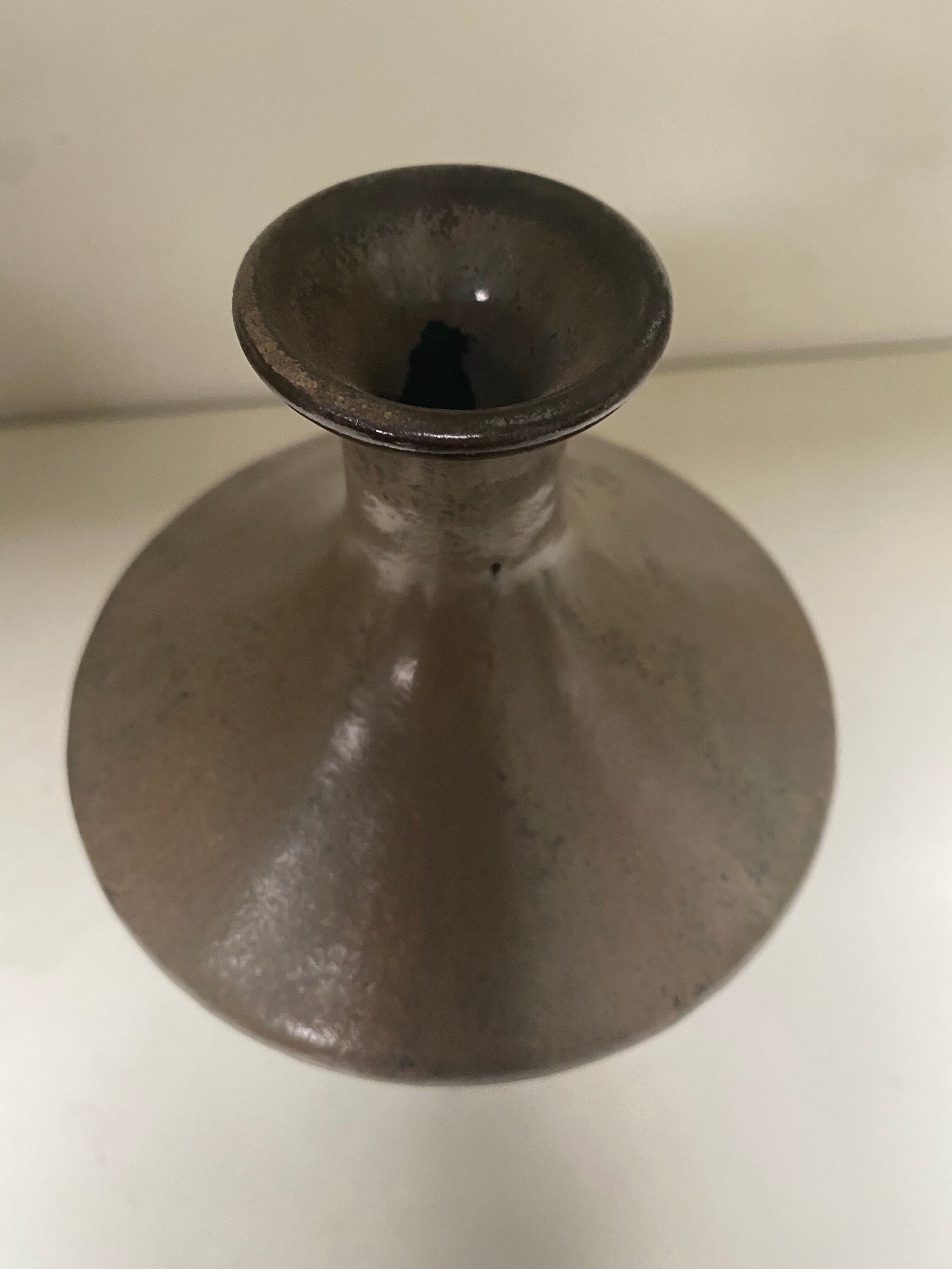 Old ceramic vase Pont des Vernes