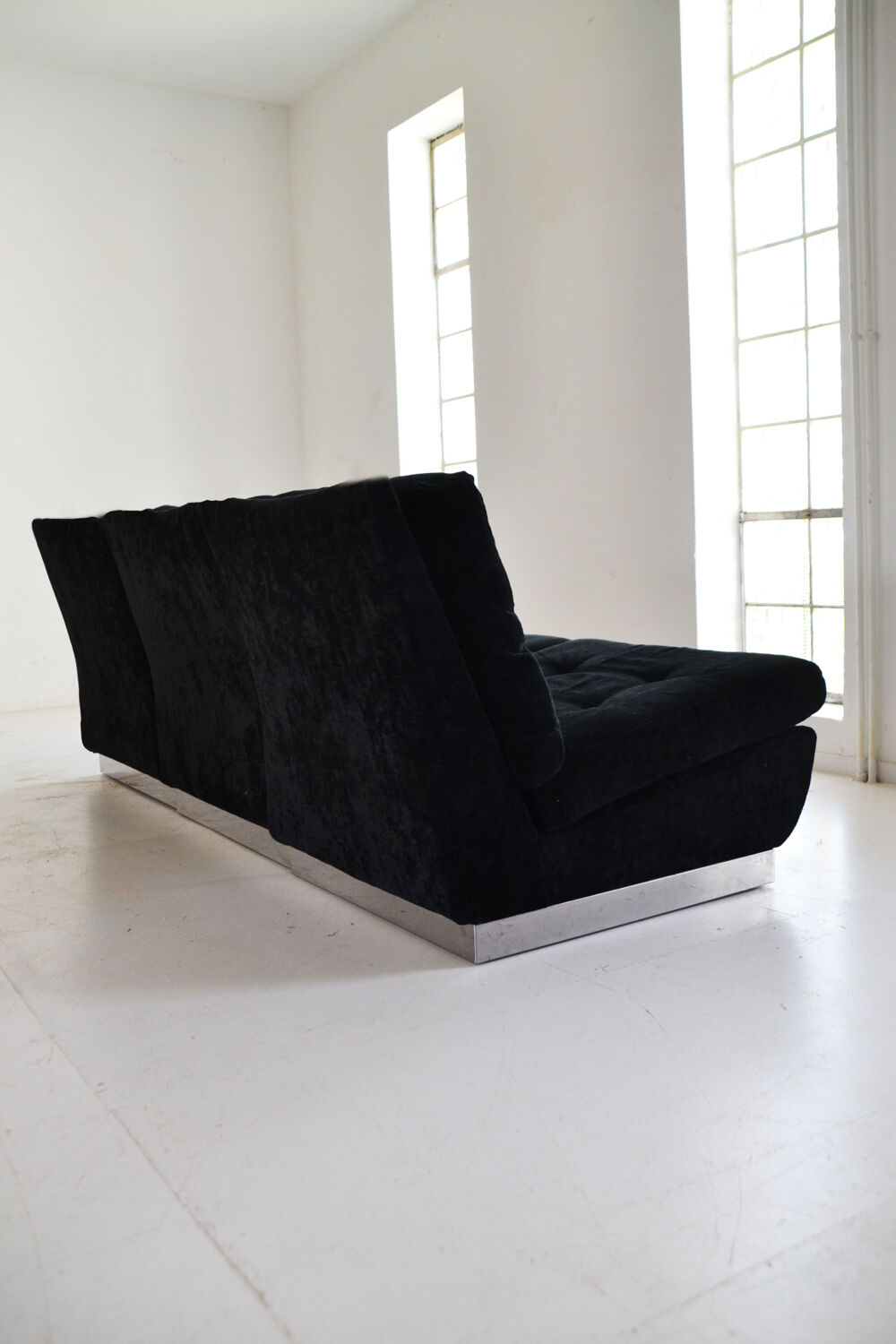 Modular sofa in black velvet 1970