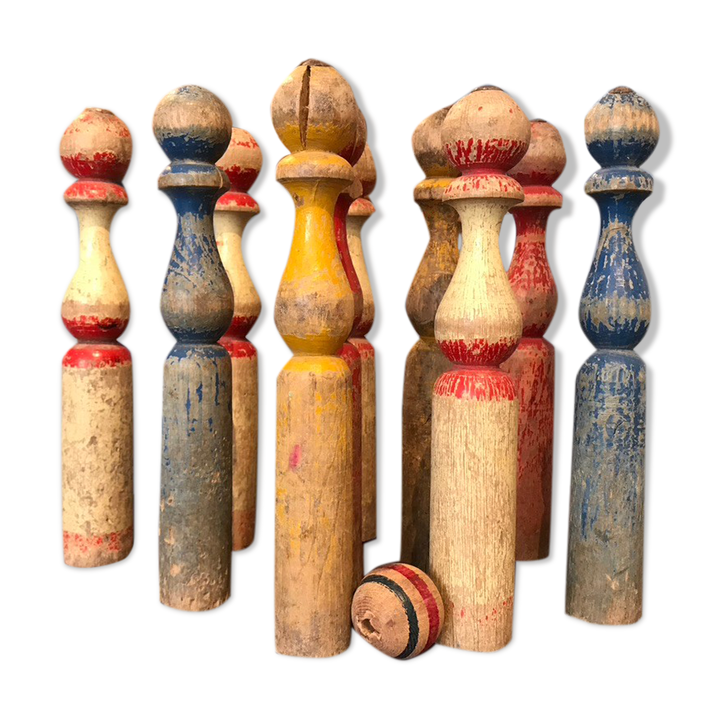 Jeu de 11 quilles bois circa 1930/50