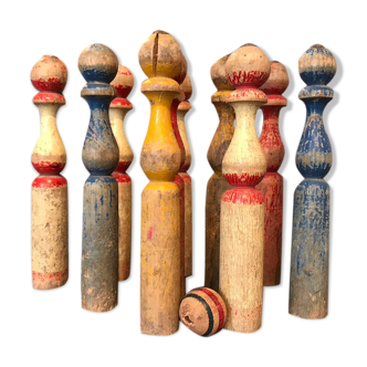 Jeu de 11 quilles bois circa 1930/50