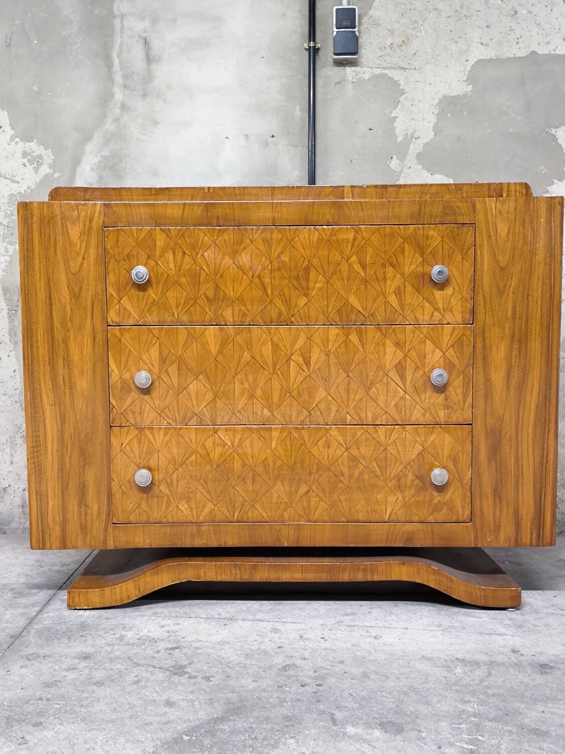 Vintage Art Deco commode from the 1950s.