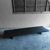 Table basse bois brûlé wabi-sabi