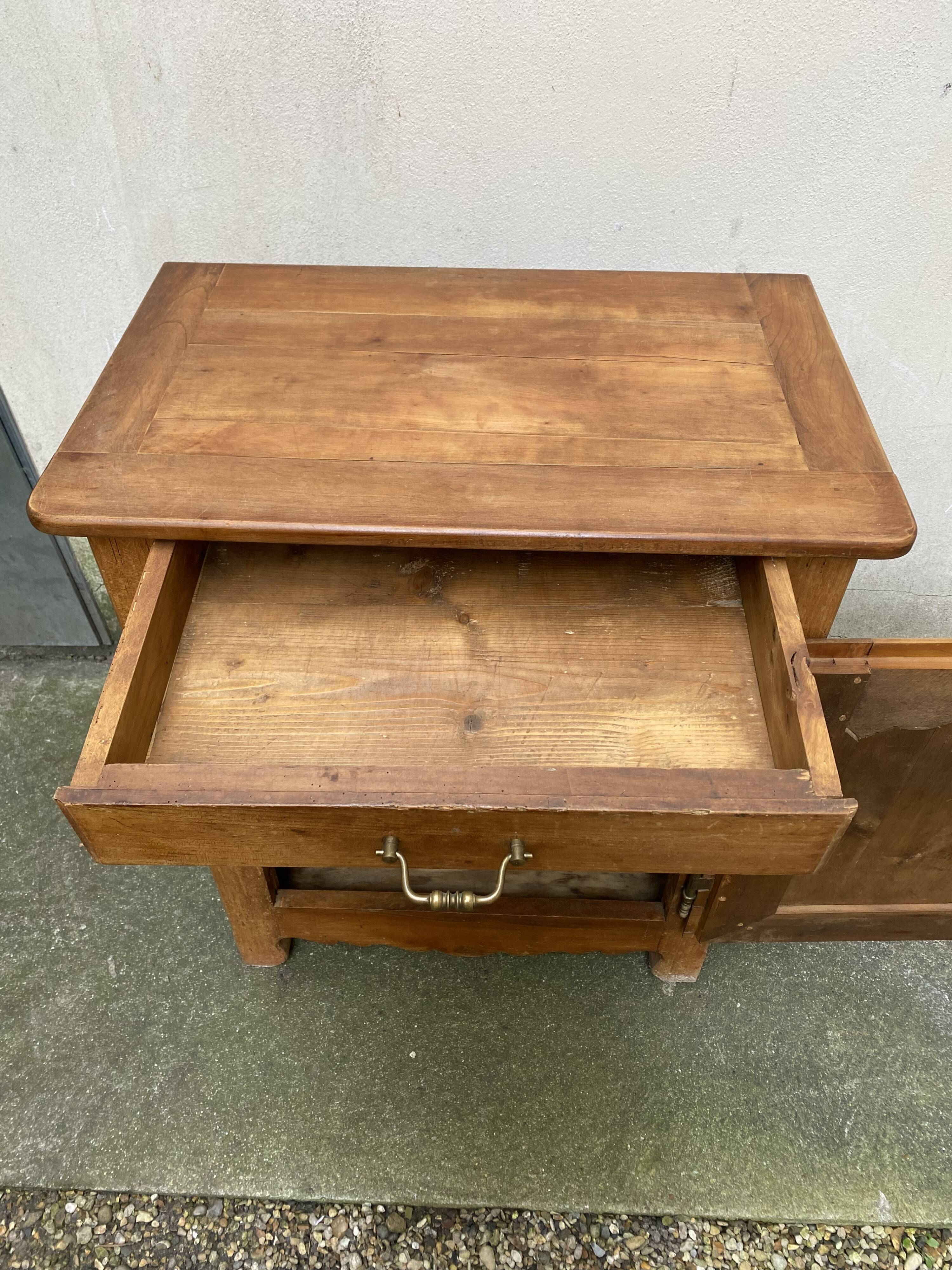 Cherry wood jam cupboard with 1 door and 1 drawer