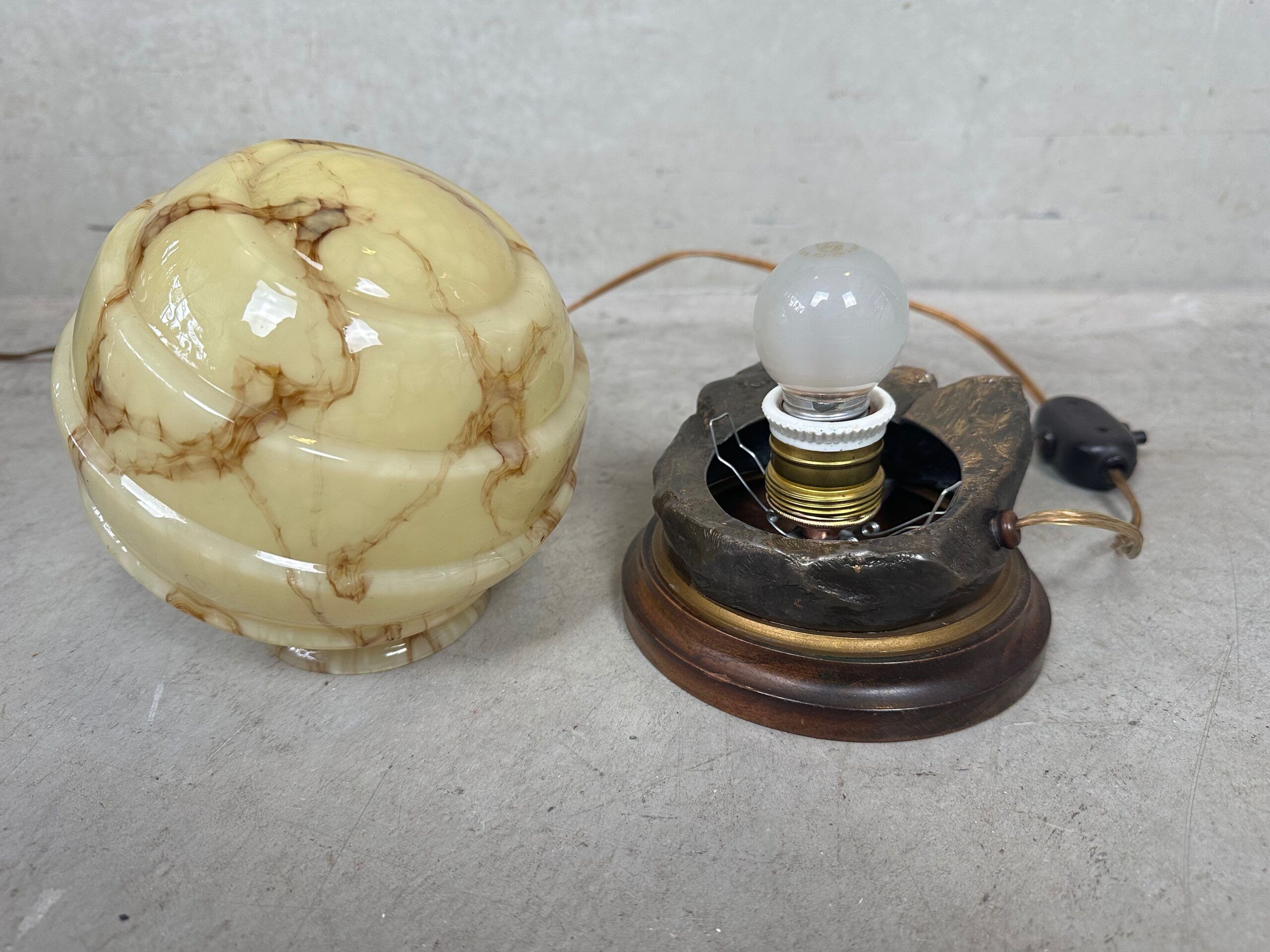 Art deco table lamp – J.M. Belgium
