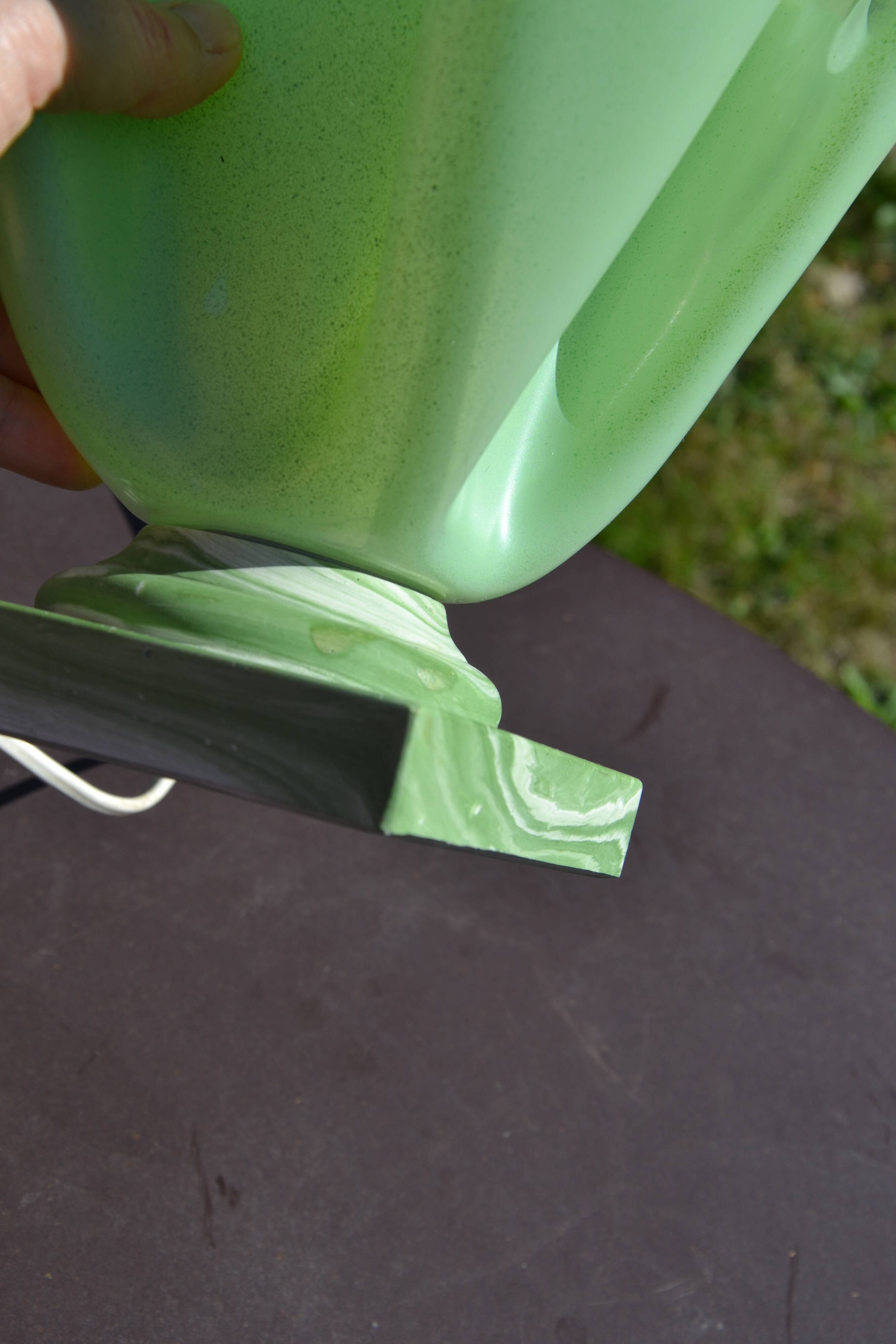 Plexiglass table lamp