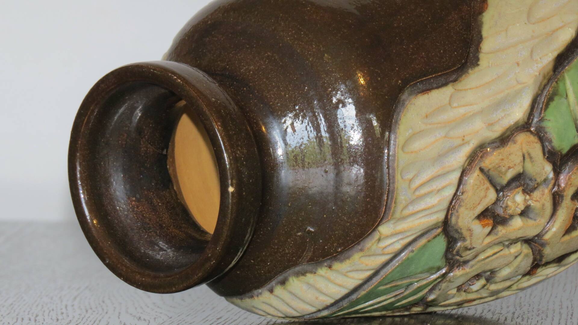 Losson 50's sandstone vase with double flower decoration