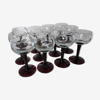 Port glasses with colored feet