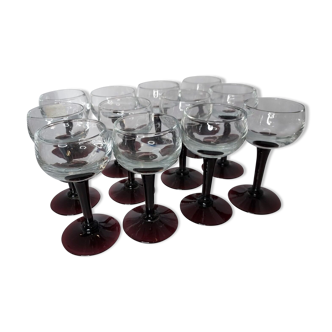 Port glasses with colored feet