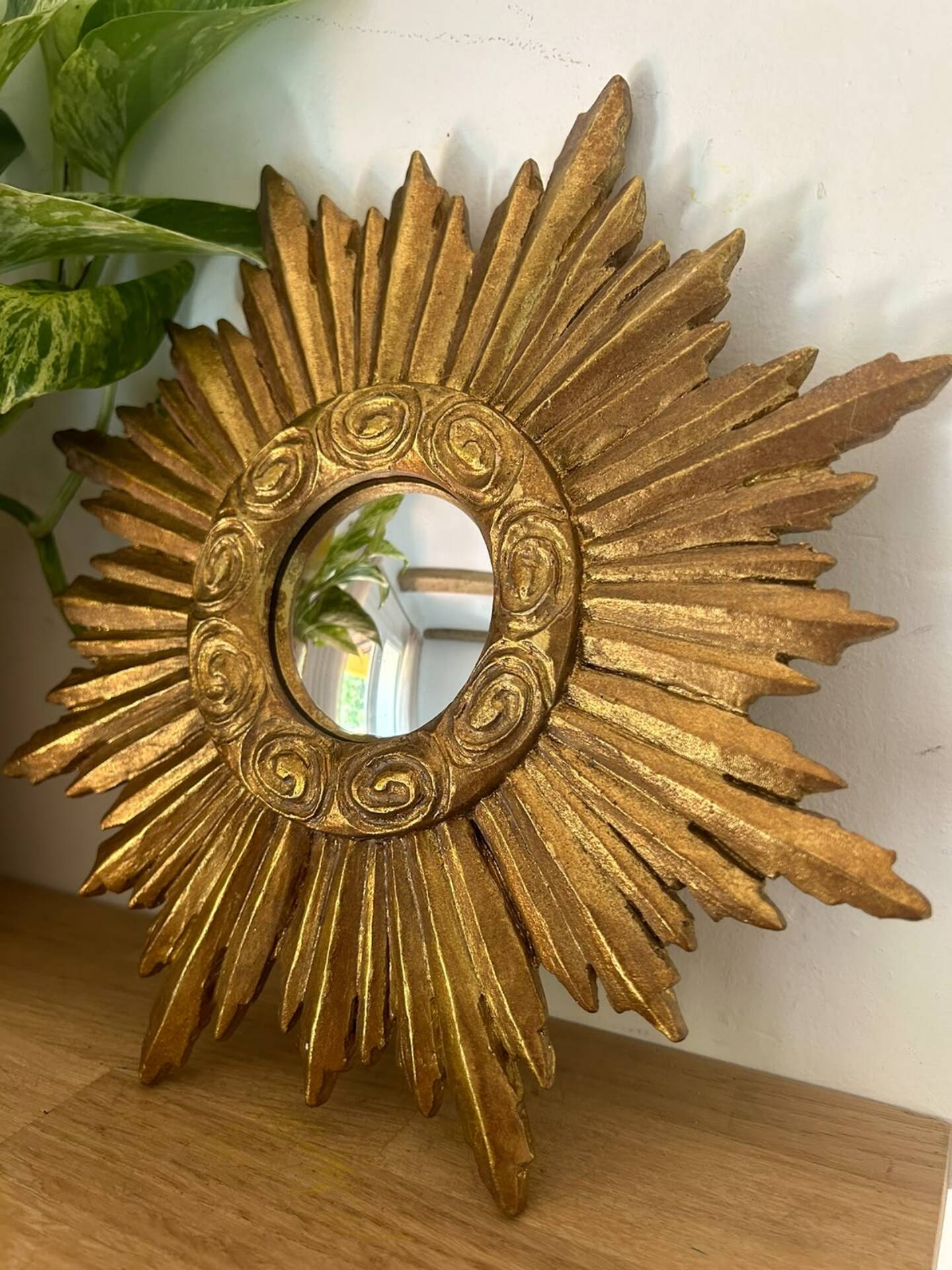 Miroir soleil doré convexe