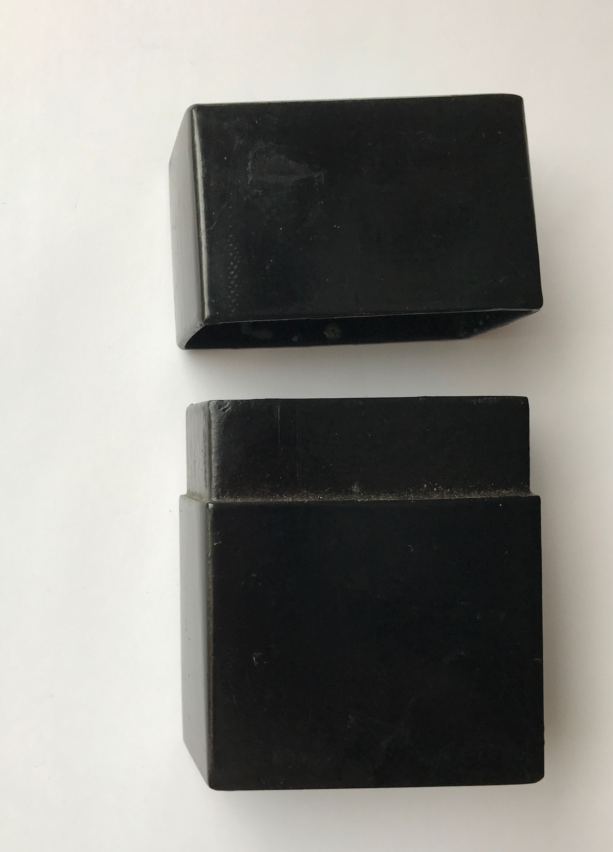 Box for card game period napoleon III in boiled cardboard