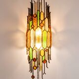 Applique en fer forgé et en verre coloré. Années 1960.
