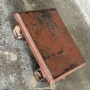Tabouret d'appoint en teck upcyclé, chromie rouge