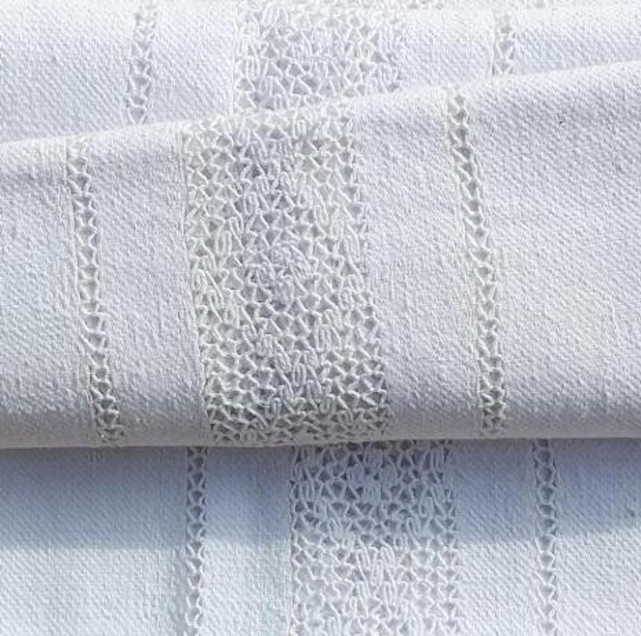 Linen cotton new with a weaving hand to the charm of the old