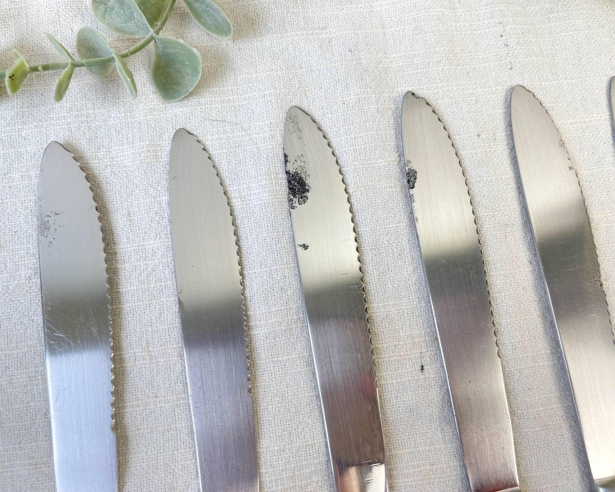 6 vintage Bakelite ivory knives France