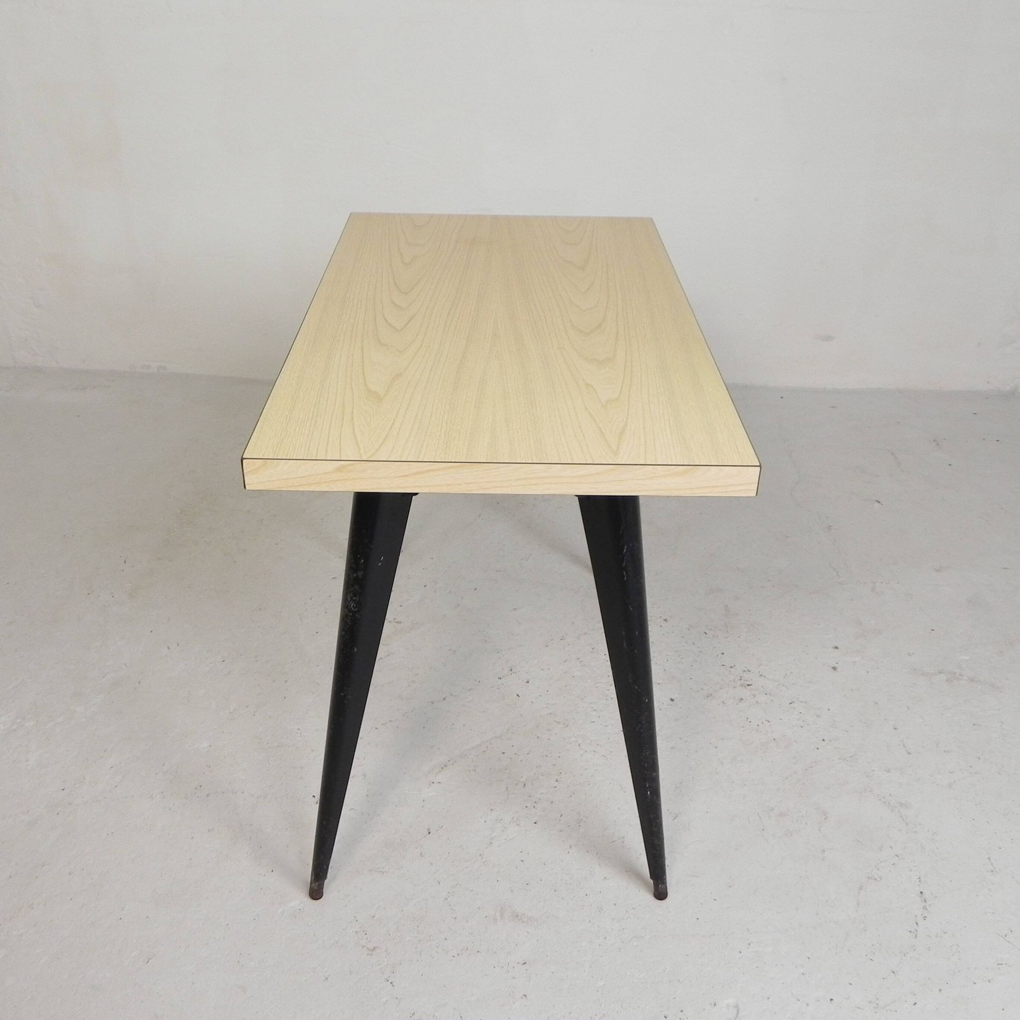 Bistro table Henri Julien, model Tolix T55 with a Formica top, 1950s.