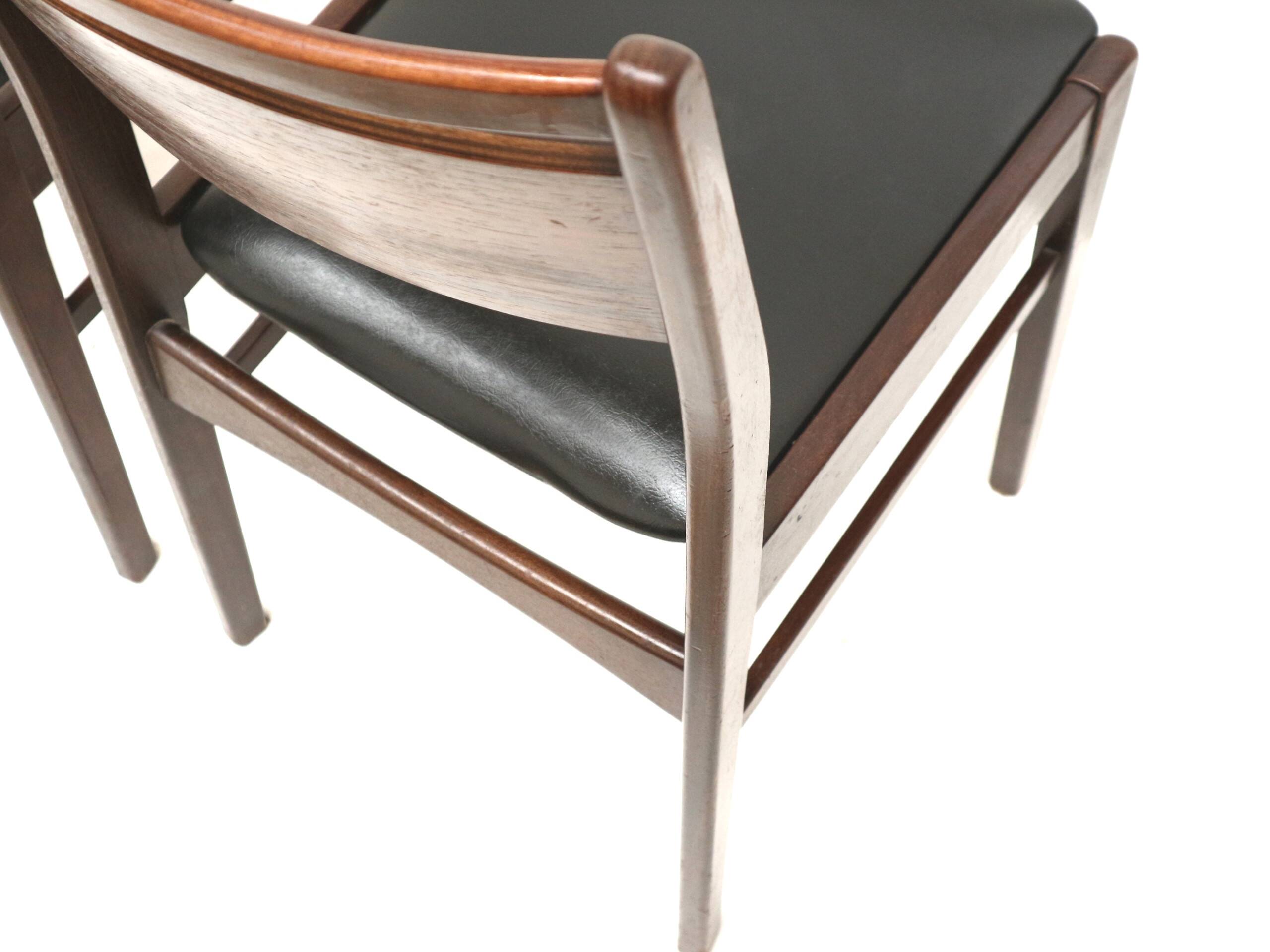 Set of 4 vintage rosewood dining chairs made in the 1960s