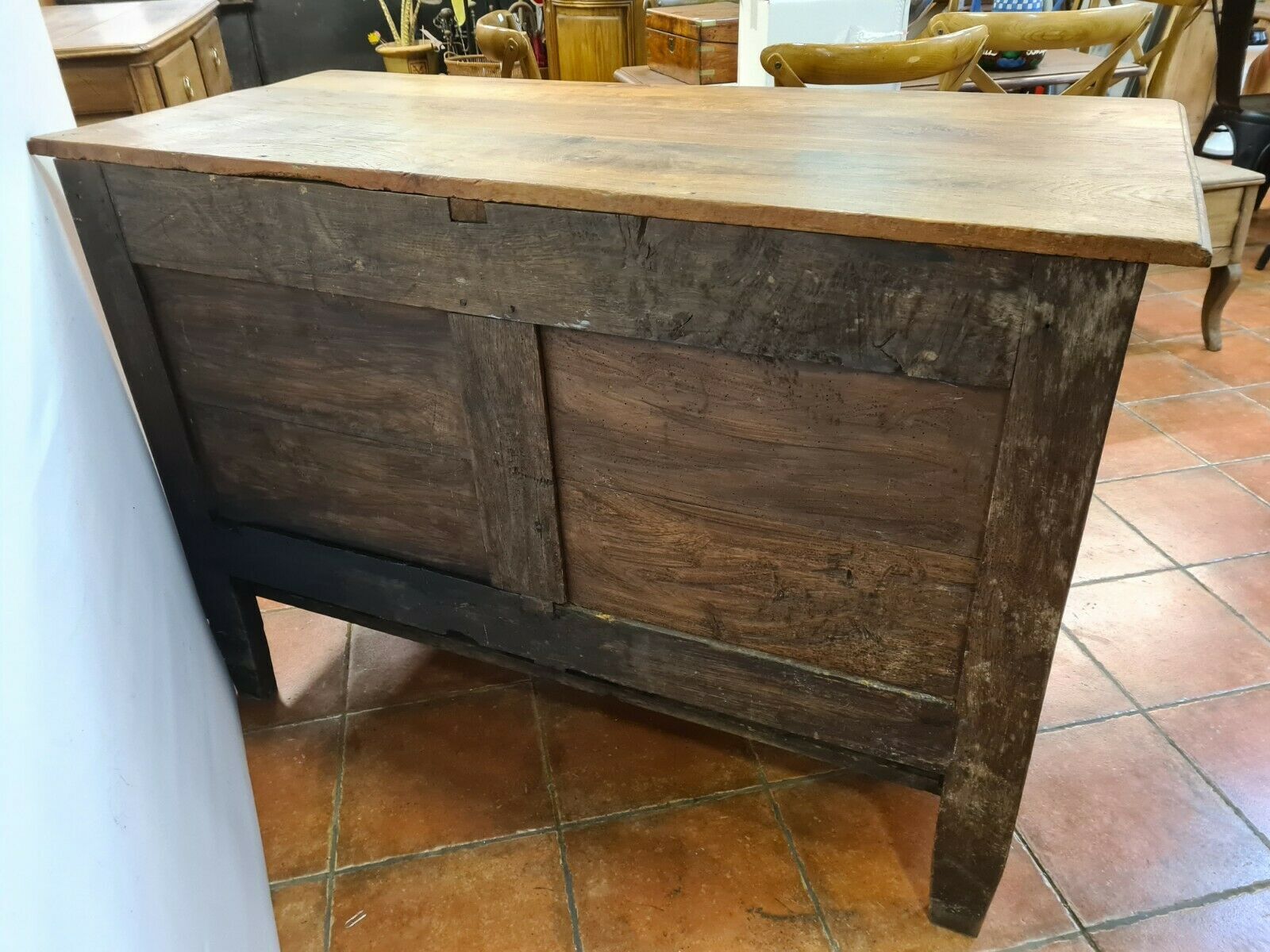 18th oak chest of drawers