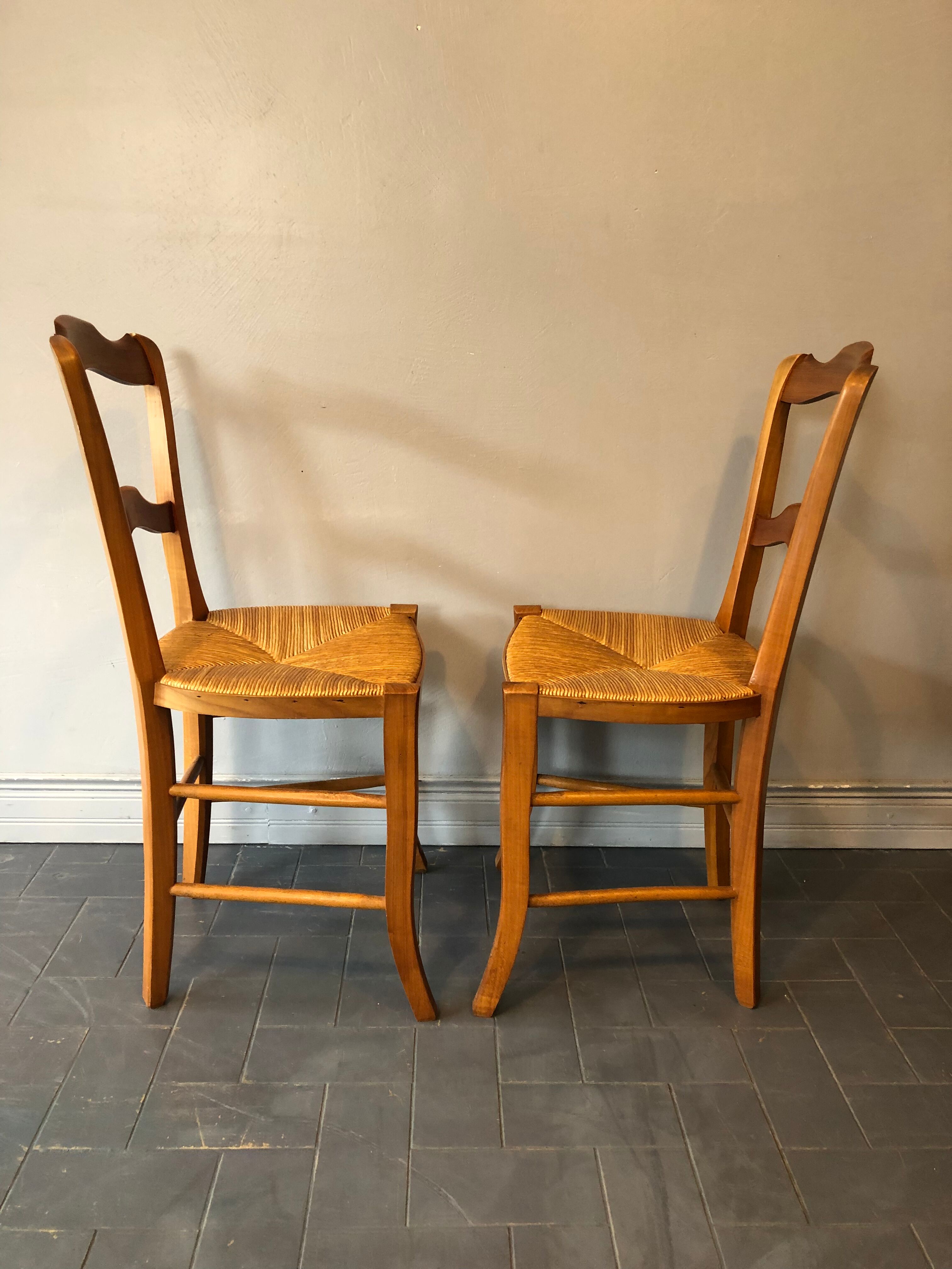 6 old chairs in cherry tree