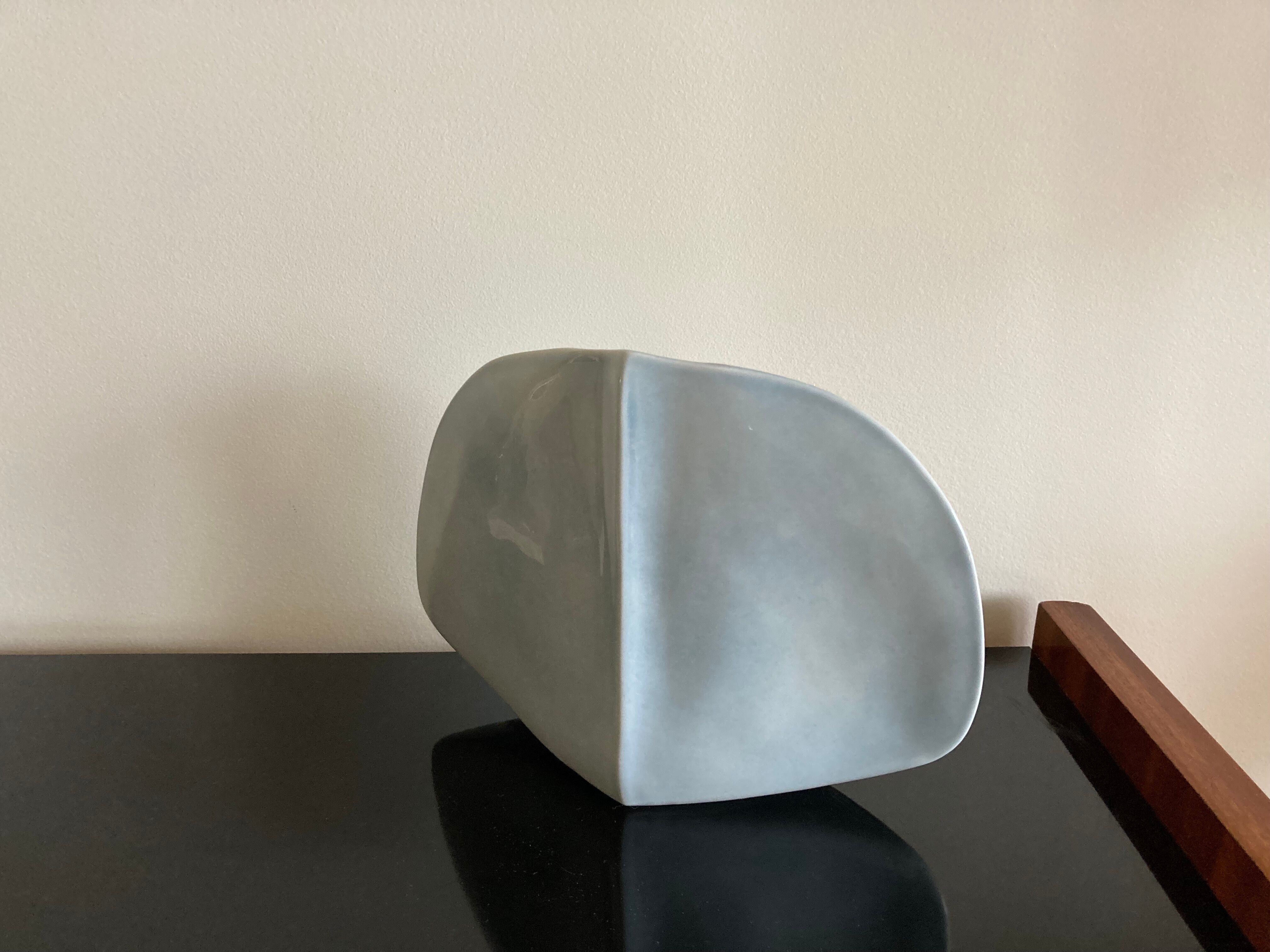 Virebant porcelain vase