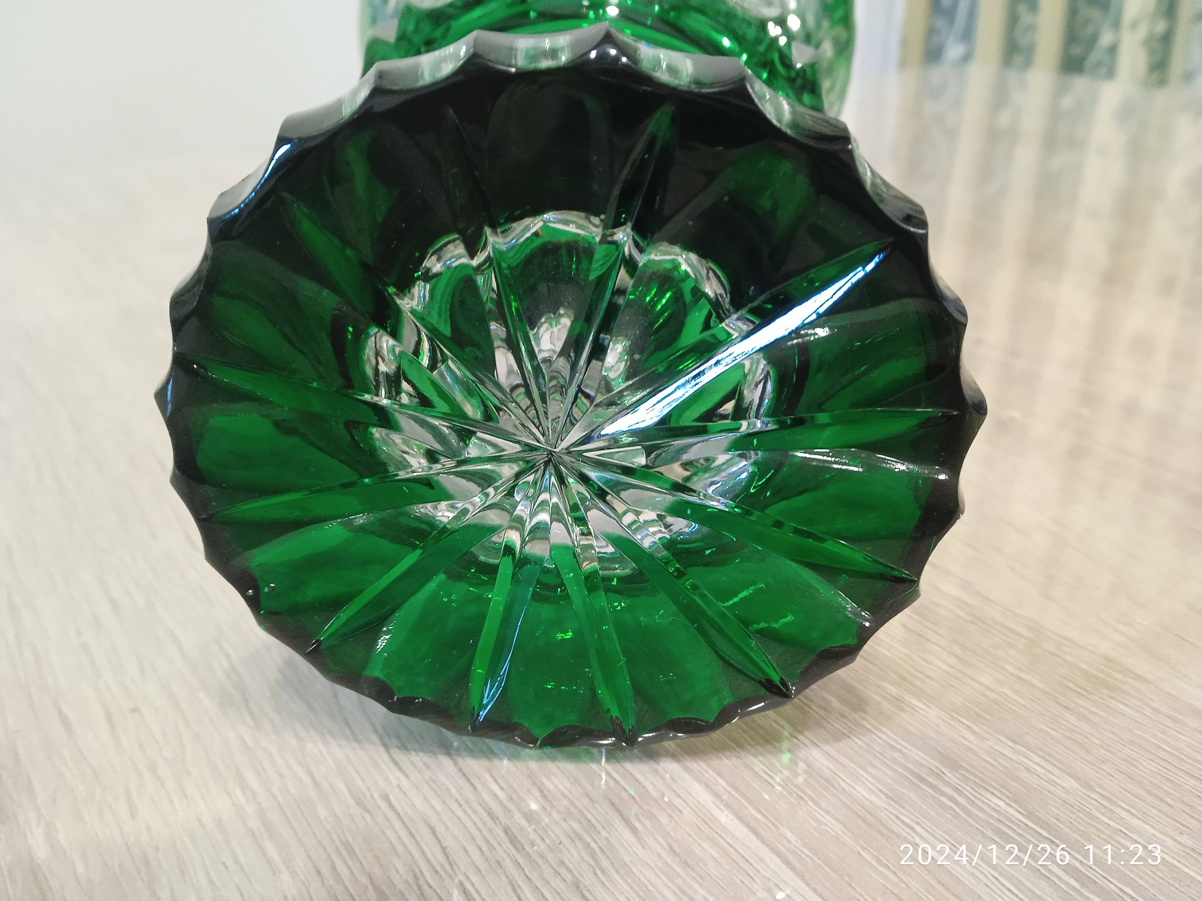Schonborner Bleikristal crystal vase in perfect condition