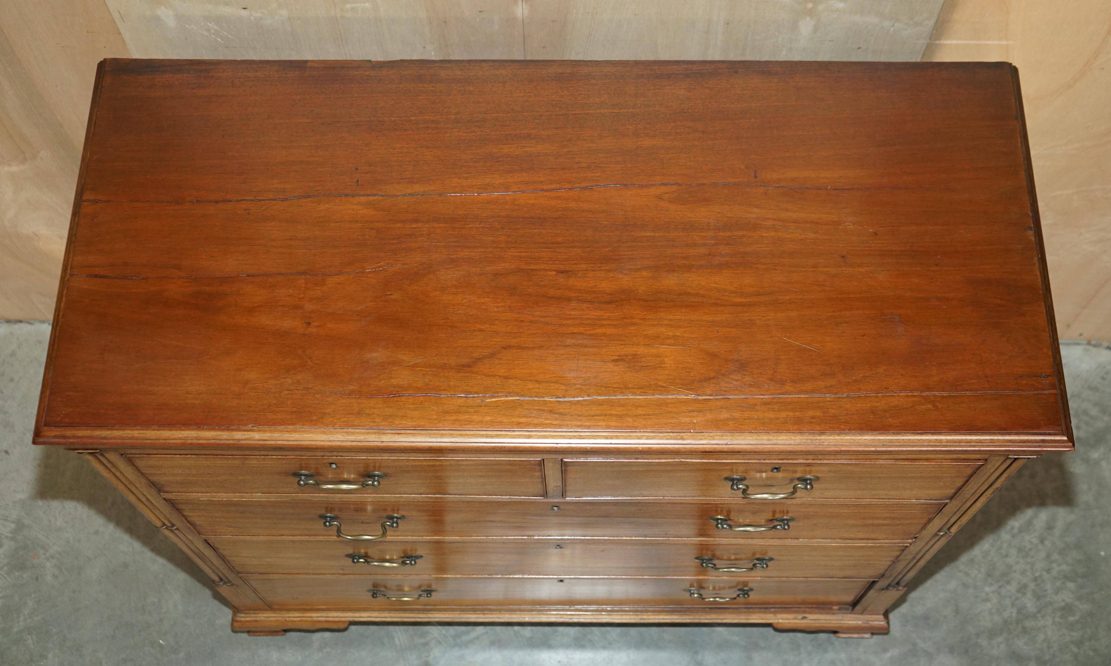Grande commode antique Thomas Chippendale Sheraton Revival bois dur