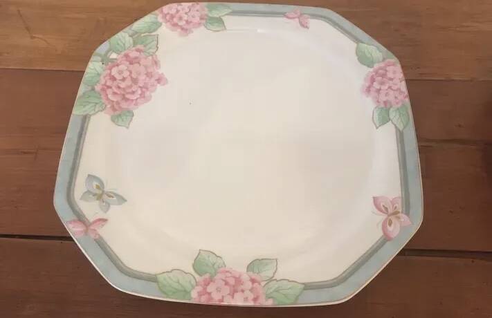 Vintage plate service