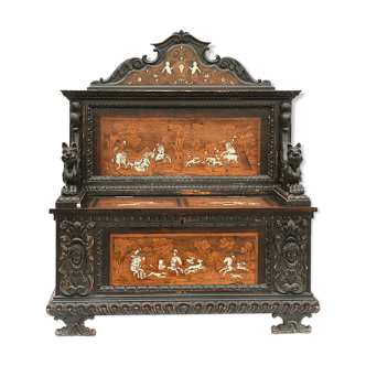 Florentine chest bench