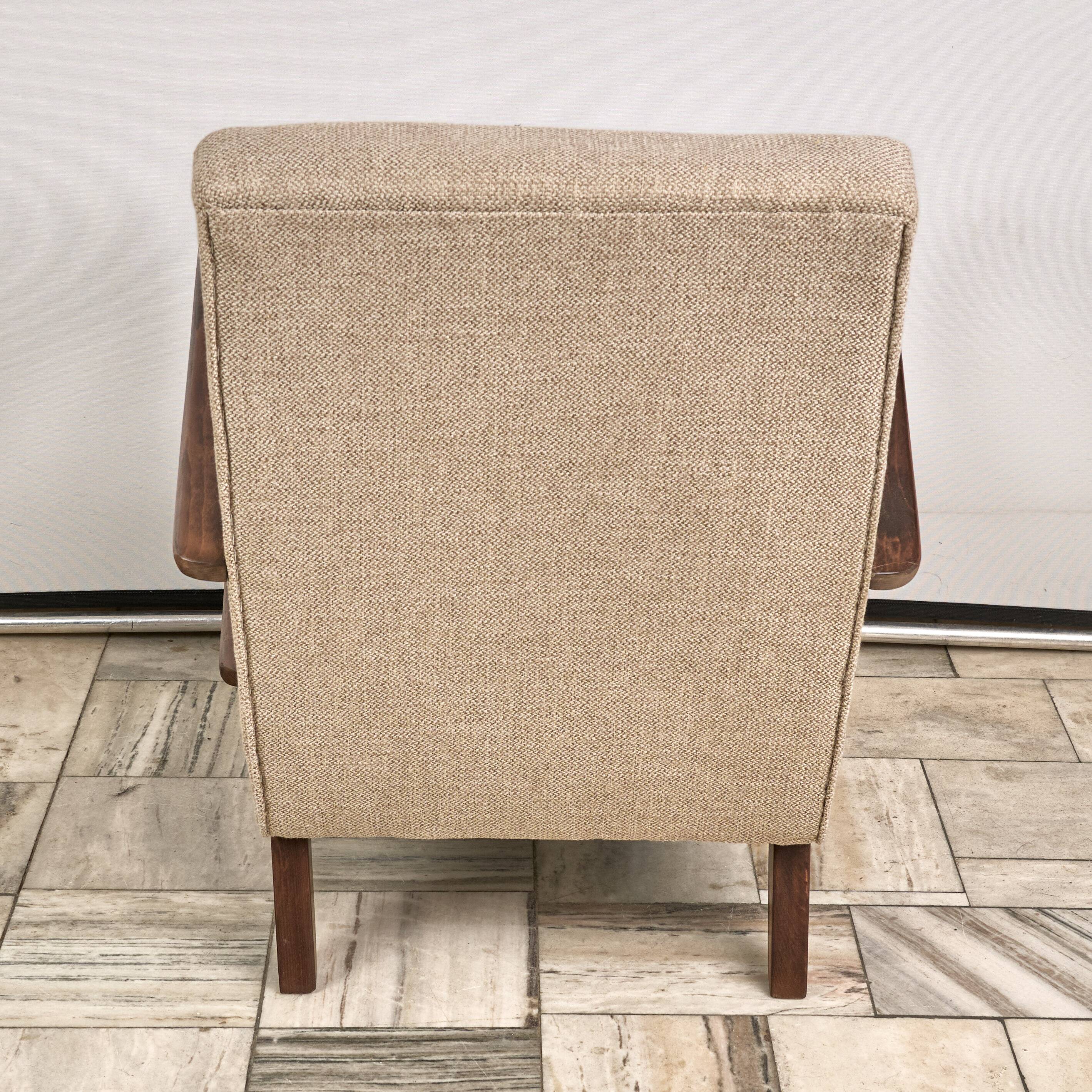 H 410 Armchair designed by Jindrich Halabala, 1940s, Czechoslovakia