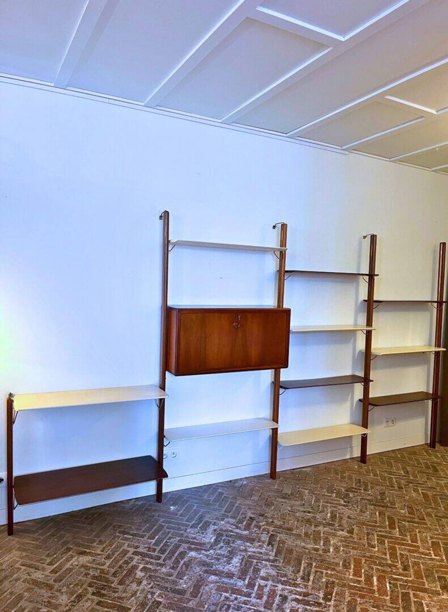Mid-century wall unit – William Watting for Fristho