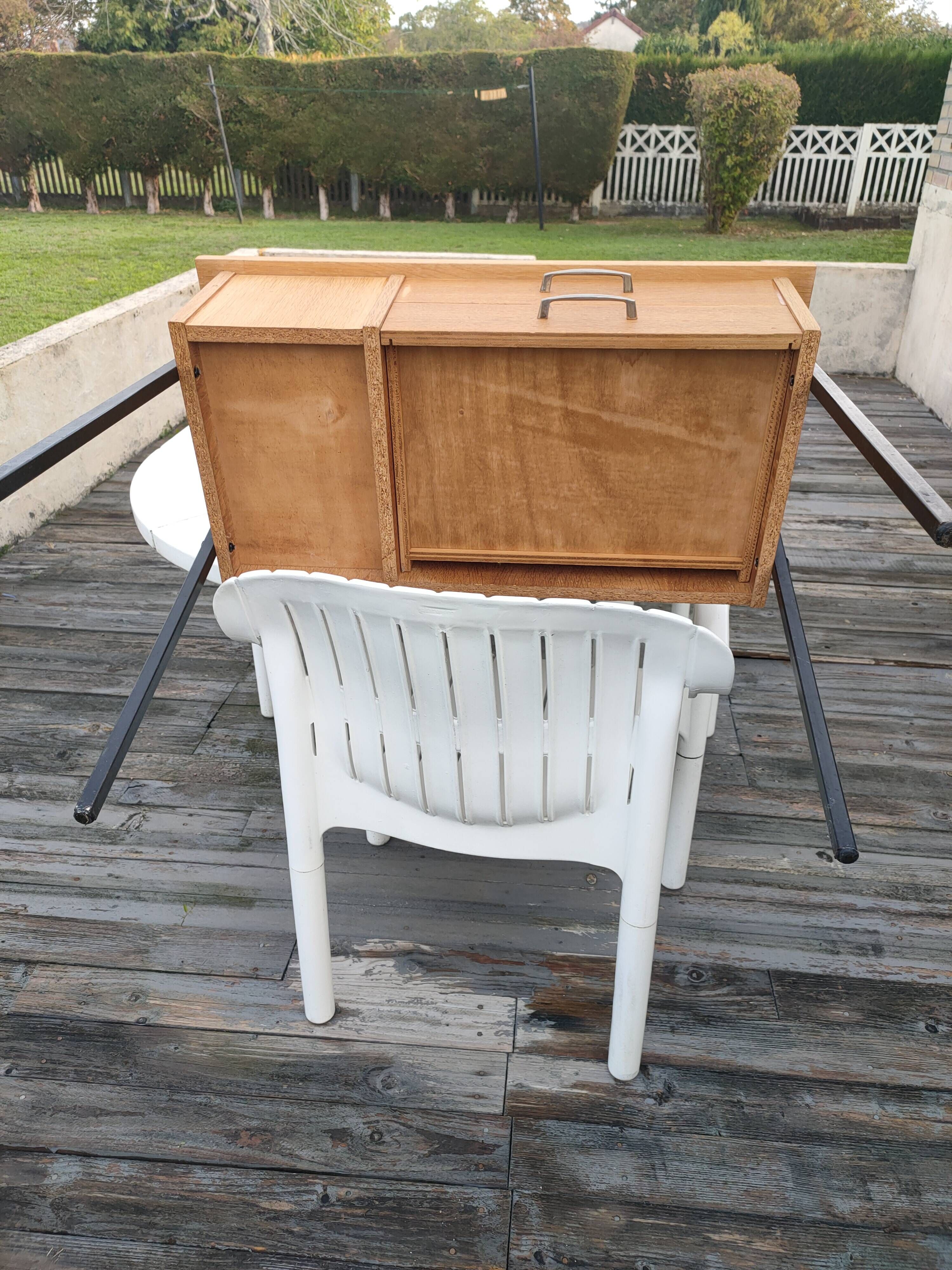 Travailleuse,table à couture