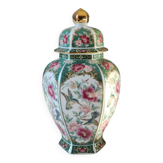 Japanese potiche/Lidded vase/Tea pot, ginger. Floral/birds of paradise designs. High 25 cm