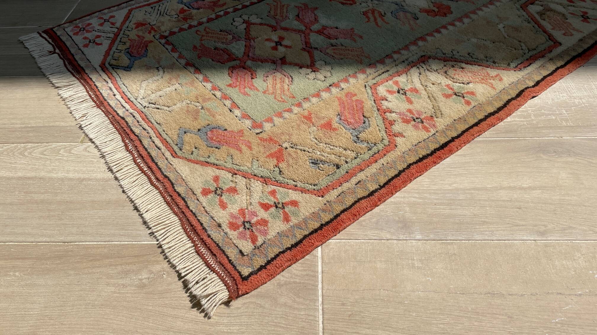 Vintage rug inspired by Art Deco.